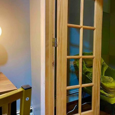 Cozy Studio Staycation - Brooklyn Close To Train Stations New York Eksteriør bilde
