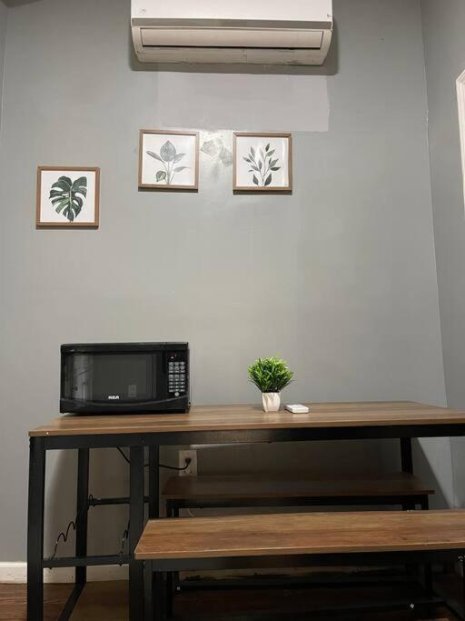 Cozy Studio Staycation - Brooklyn Close To Train Stations New York Eksteriør bilde