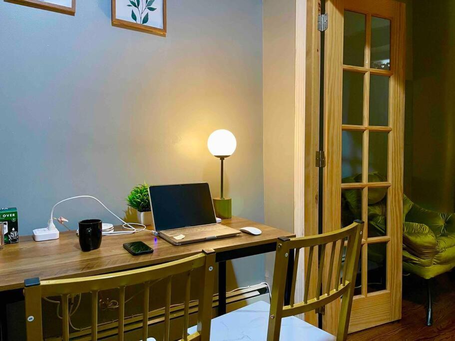Cozy Studio Staycation - Brooklyn Close To Train Stations New York Eksteriør bilde