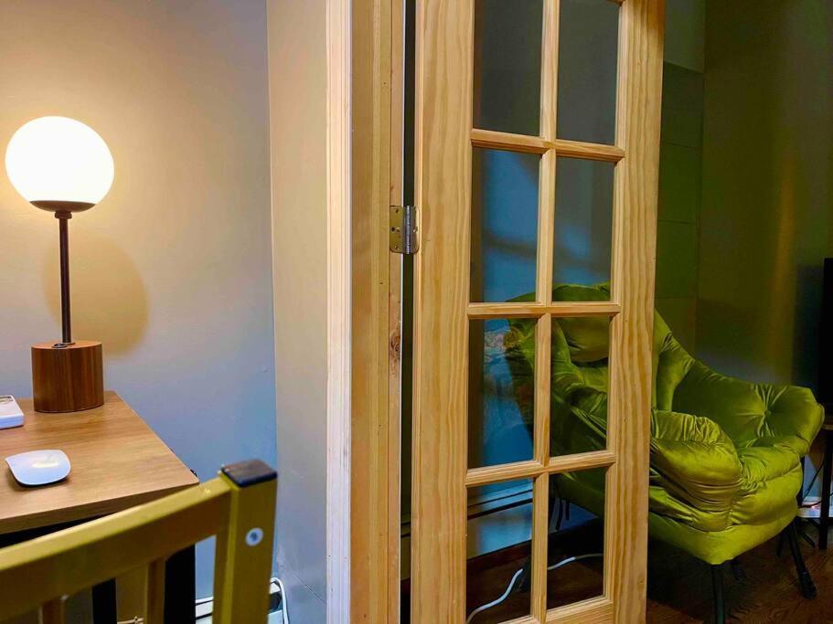 Cozy Studio Staycation - Brooklyn Close To Train Stations New York Eksteriør bilde